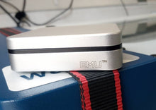 Load image into Gallery viewer, Emu